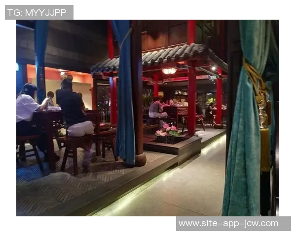 彪哥训练营庆生笑称永远28休赛期减脂养伤摆第一 彪哥训练营庆生笑称永远28休赛期减脂养伤摆第一