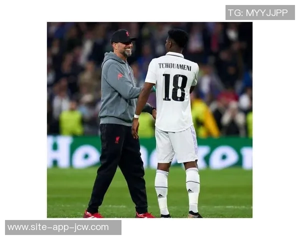 回馈家乡，楚阿梅尼在波尔多揭幕了一座以自己名字命名的球场