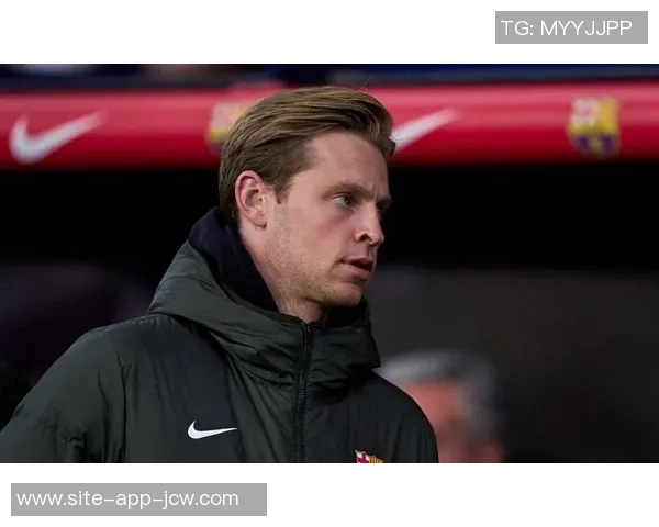 身背两黄，德容与卡萨多在欧冠再吃黄牌就要停赛